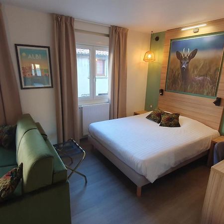 Logis Hotel - Les Pasteliers Лавор Екстериор снимка