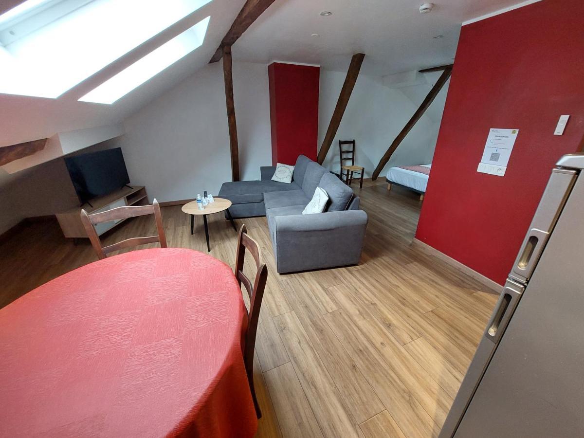 Logis Hotel - Les Pasteliers Лавор Екстериор снимка