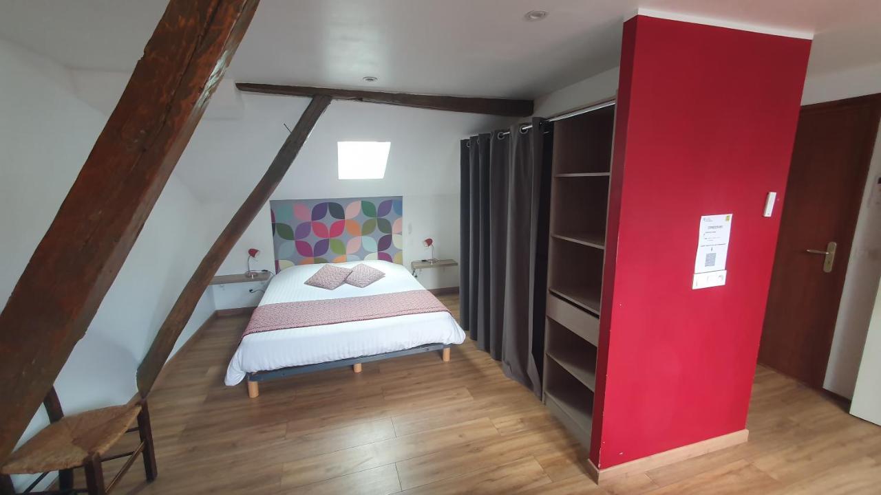 Logis Hotel - Les Pasteliers Лавор Екстериор снимка