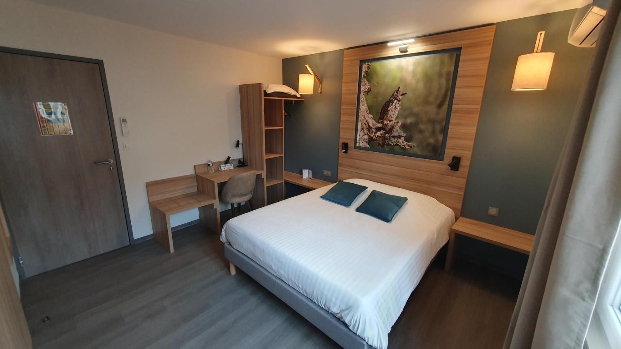Logis Hotel - Les Pasteliers Лавор Екстериор снимка